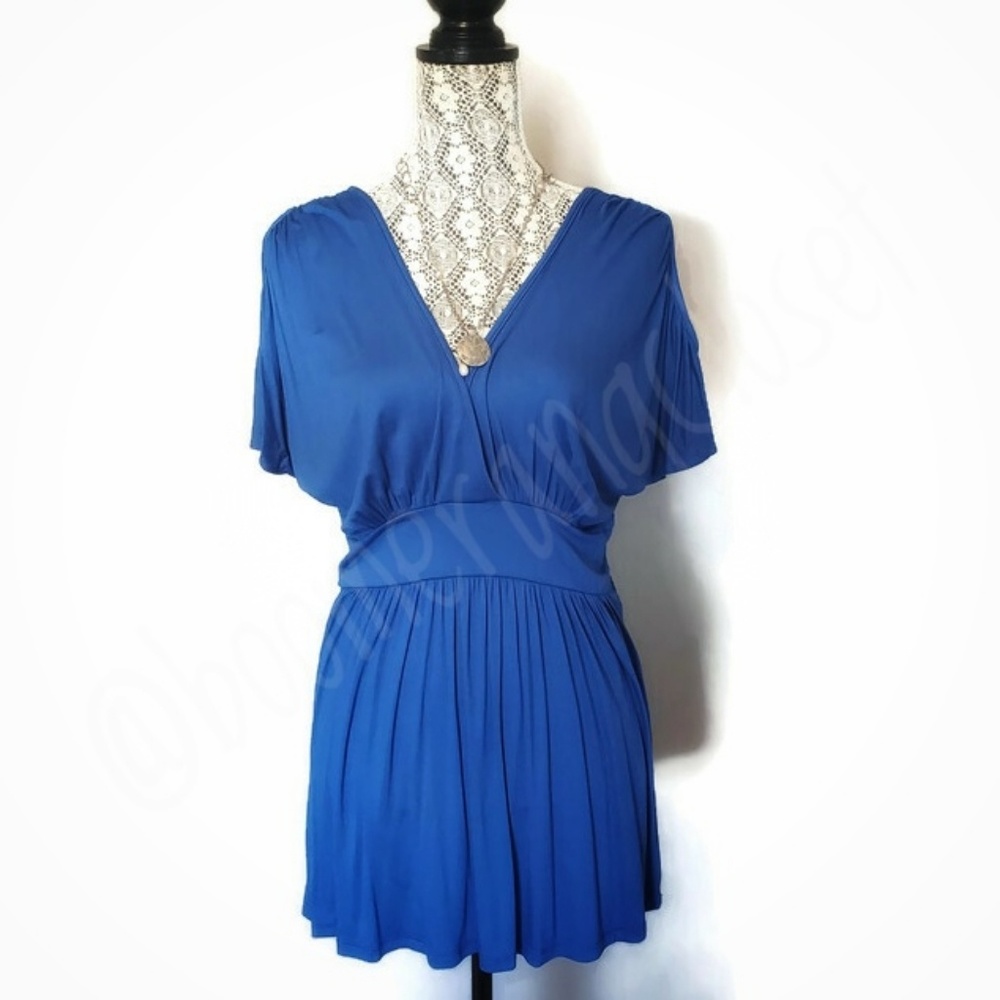 NWT Maitai V-neck Flattering Dress Size 2x